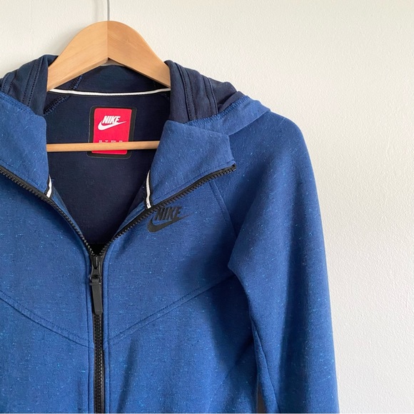 Nike Women's Zip Up Hoodie Jacket Activewear - Picture 2 of 6